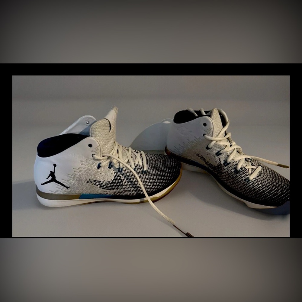 Nike Air Jordan 31 N7 - 85423-003 Size 6y Sneaker white turquoise gold high top